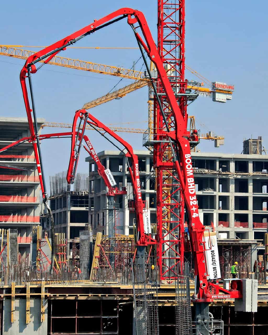 МГК “Вирамакс” выводит на строительный рынок Казахстана бетонораздаточные стрелы c рабочим диапазоном более 3 тыс квадратных метров